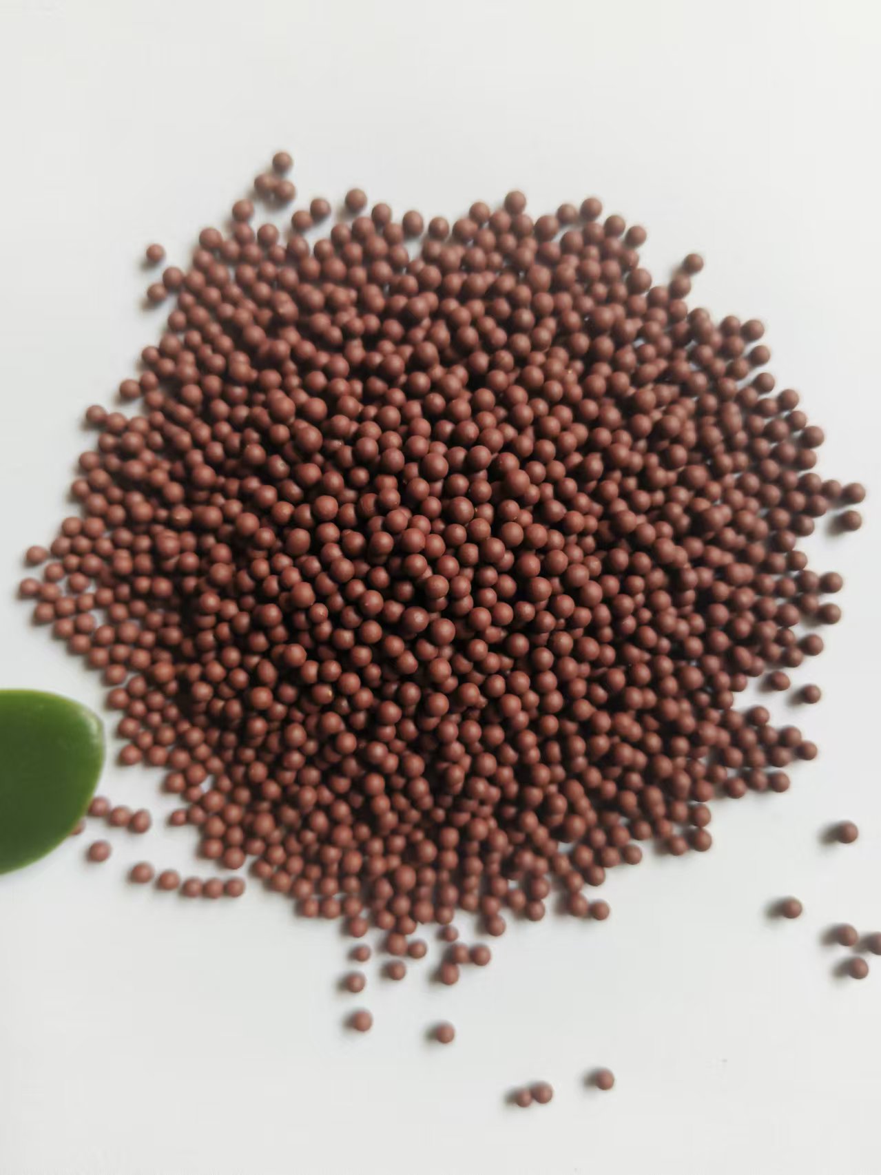 Small Molecule Water Filter Materials: A Healthy Drinking Experience